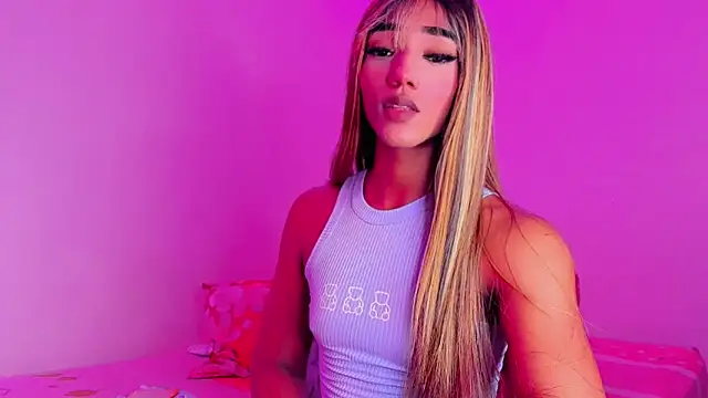 Babyestrella  online show from 11, 3, 2026