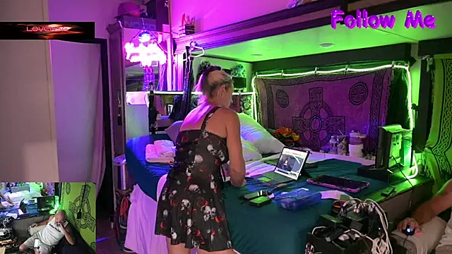 Snapshot of Katycouple69 chatting on 22, 5, 2026 Katycouple69 online show from 22, 5, 2026