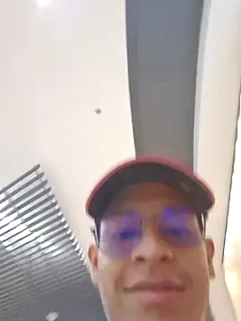 StellayDrake online show from 9, 2, 2026