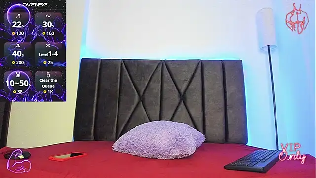 StellayDrake online show from 12, 2, 2026