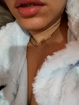 kamilia sexyy online show from 12, 4, 2026