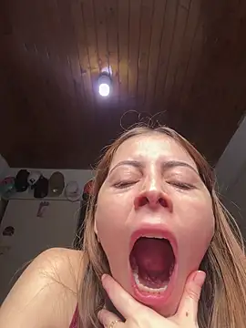 lilasun17 online show from 13, 4, 2026