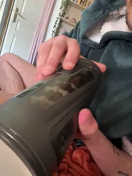 Piratee666 online show from 8, 4, 2026