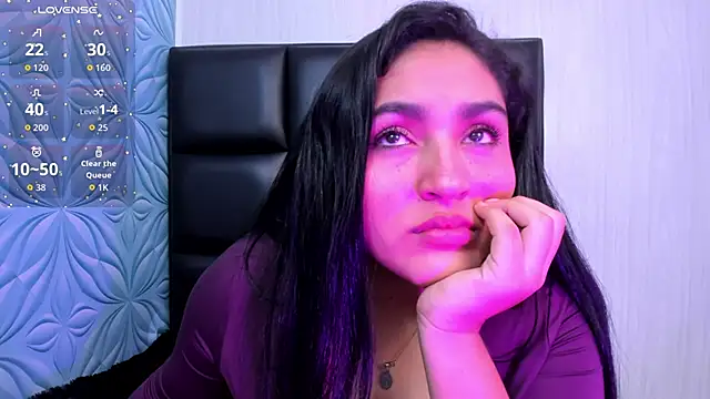 Snapshot of Lya_dubois_ chatting on 6, 2, 2026 Lya dubois online show from 6, 2, 2026