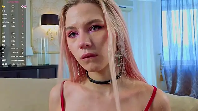 Snapshot of SimonaKaroly chatting on 23, 2, 2026 SimonaKaroly online show from 23, 2, 2026