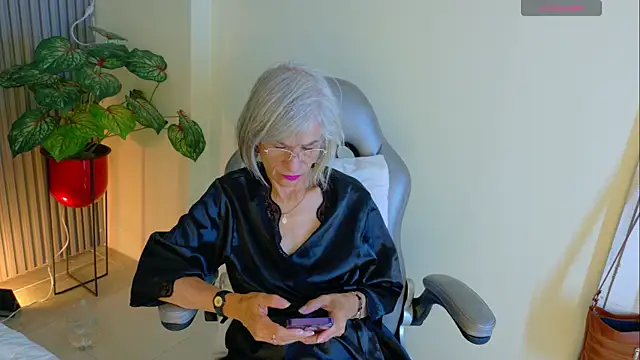 Snapshot of miss_monserrate01 chatting on 13, 7, 2026 miss monserrate01 online show from 13, 7, 2026