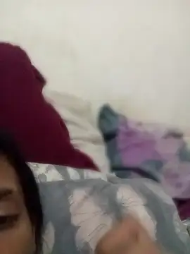 loveofpetitegirls34 online show from 22, 4, 2026