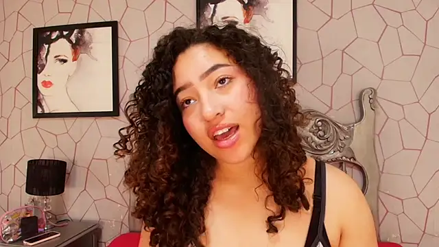 meganrousx online show from 18, 4, 2026