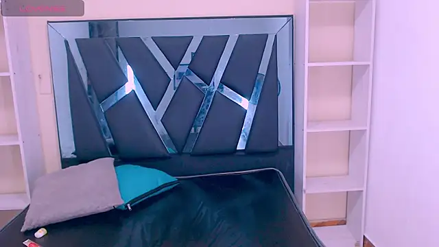 sebas twink7 online show from 9, 2, 2026