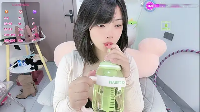 Minnie-Micky online show from 12, 4, 2026