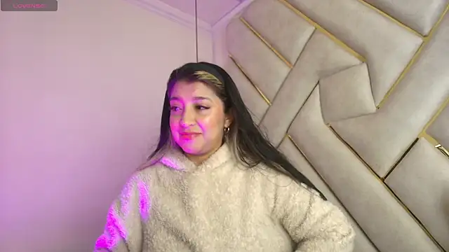 Dahiana Dmour  online show from 7, 4, 2026