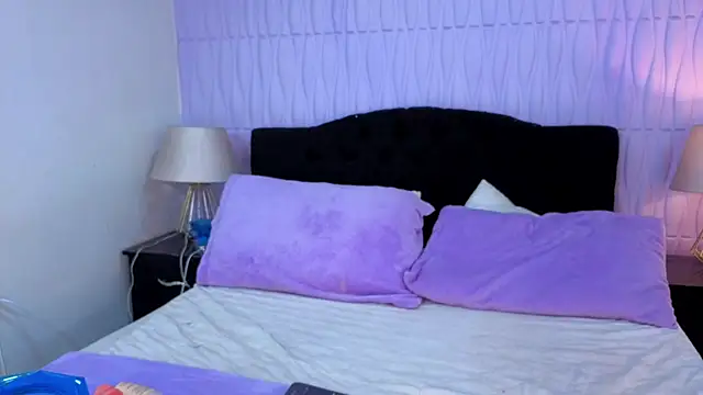 Snapshot of Mia_Cherry__ chatting on 7, 2, 2026 Mia Cherry online show from 7, 2, 2026