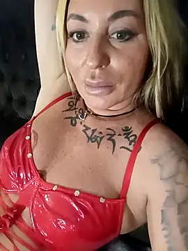 MiaMooly online show from 14, 10, 2025