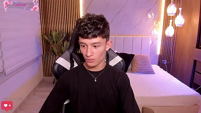 Patrick Howland  online show from 24, 2, 2026