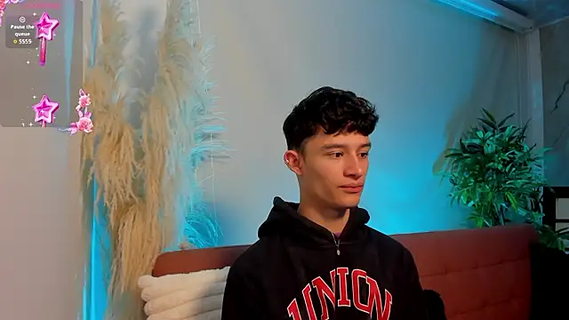 Patrick Howland  online show from 7, 3, 2026