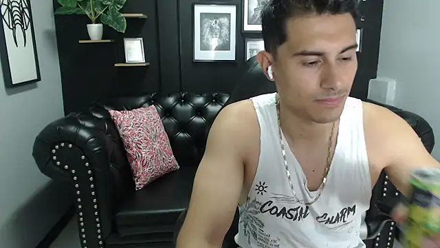 Mike Conors online show from 8, 4, 2026