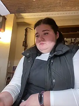 AngelKiras online show from 17, 2, 2026