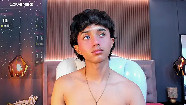 Snapshot of Noa_03 chatting on 11, 2, 2026 Noa 03 online show from 11, 2, 2026