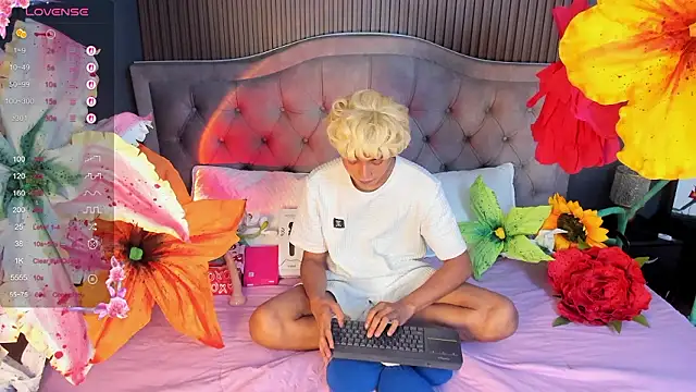 Snapshot of Noa_03 chatting on 25, 2, 2026 Noa 03 online show from 25, 2, 2026