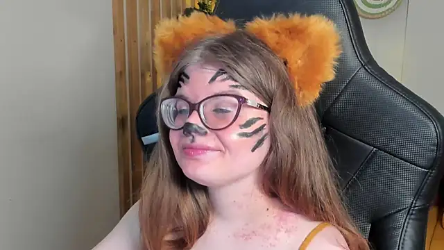 Snapshot of ChloeHalses chatting on 10, 2, 2026 ChloeHalses online show from 10, 2, 2026