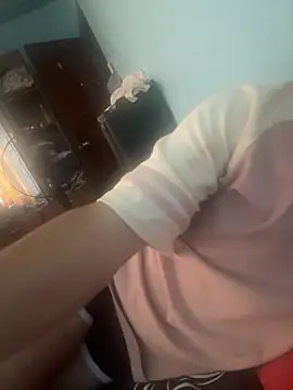 Snapshot of sheinsky chatting on 7, 4, 2026 sheinsky online show from 7, 4, 2026