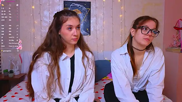 MelanieTwice online show from 1, 3, 2026