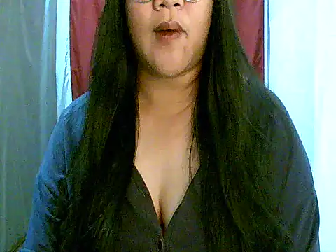 strip berry online show from 5, 2, 2026