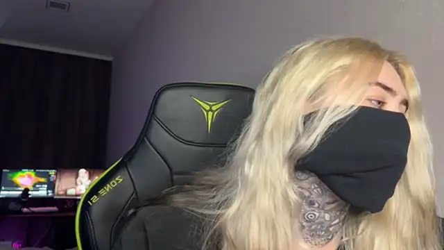 Snapshot of UnaXyling chatting on 7, 2, 2026 UnaXyling online show from 7, 2, 2026