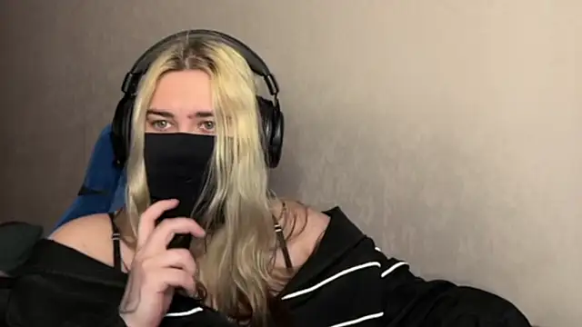 Snapshot of UnaXyling chatting on 25, 2, 2026 UnaXyling online show from 25, 2, 2026