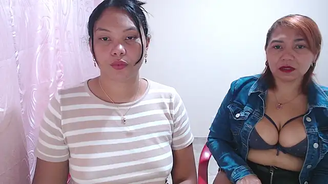 Snapshot of dannamomcerratt chatting on 23, 3, 2026 dannamomcerratt online show from 23, 3, 2026