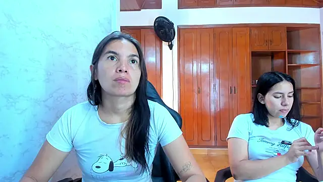 Emily and Soffy online show from 10, 4, 2026