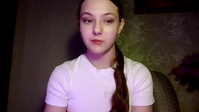 YuniNeko online show from 5, 3, 2026