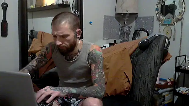 Snapshot of F_D_R_ chatting on 23, 2, 2026 F D R online show from 23, 2, 2026