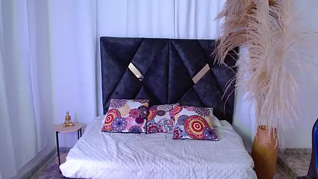 nikoo 18 online show from 23, 2, 2026