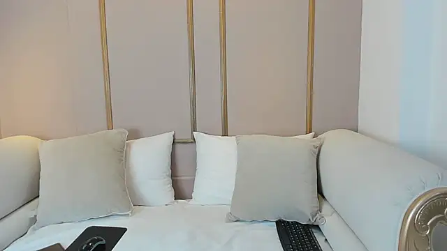 Snapshot of LisaLain chatting on 28, 2, 2026 LisaLain online show from 28, 2, 2026