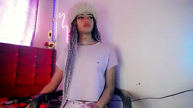 DahliaGill online show from 30, 6, 2026