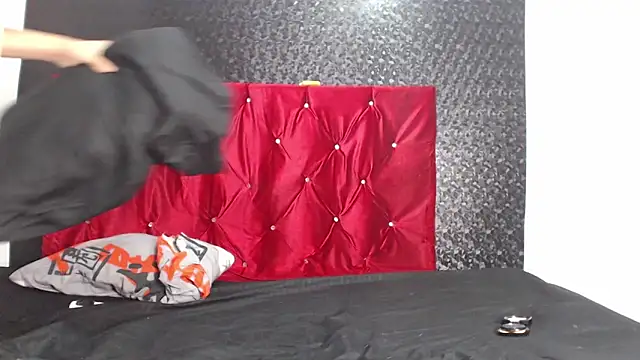 Extreme couple7777 online show from 7, 3, 2026