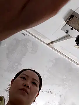 Jennie dogy online show from 15, 4, 2026