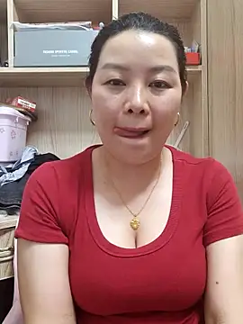 Jennie dogy online show from 3, 6, 2026