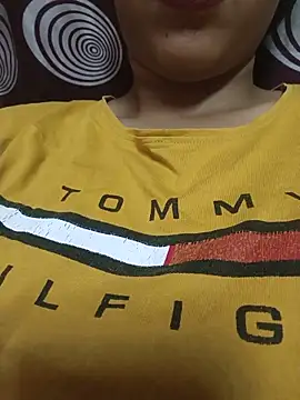 komalsharma99 online show from 10, 5, 2026