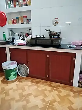 LiilyZi online show from 11, 2, 2026