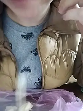 LiilyZi online show from 18, 3, 2026