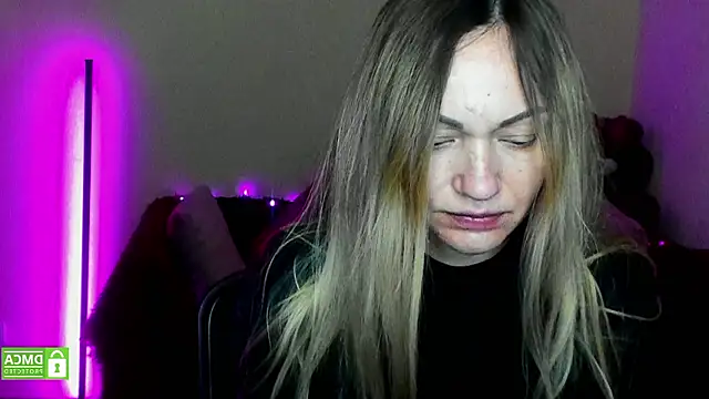 Snapshot of BlondMikey22 chatting on 10, 2, 2026 BlondMikey22 online show from 10, 2, 2026