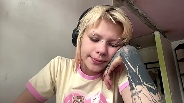 MeowMixer online show from 7, 2, 2026