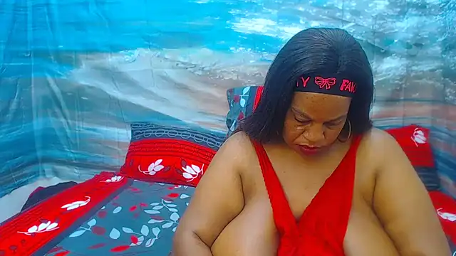 MatureTemptress online show from 30, 5, 2026