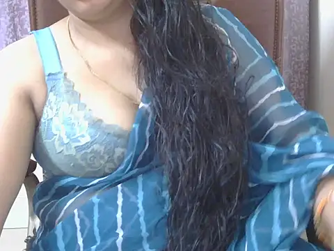 Cute Sheetal online show from 9, 6, 2026