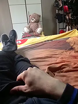 LASCHIAVA6TV72 online show from 3, 3, 2026