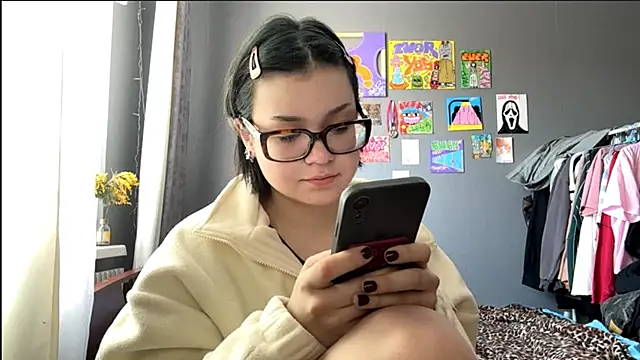 AngelLune online show from 12, 3, 2026