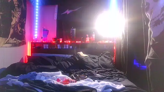 Xo Nichole Xo online show from 24, 4, 2026