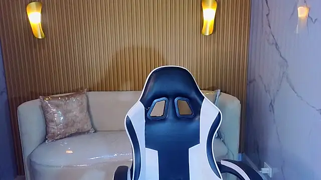 Snapshot of Perla_Moon_Tx chatting on 26, 2, 2026 Perla Moon Tx online show from 26, 2, 2026